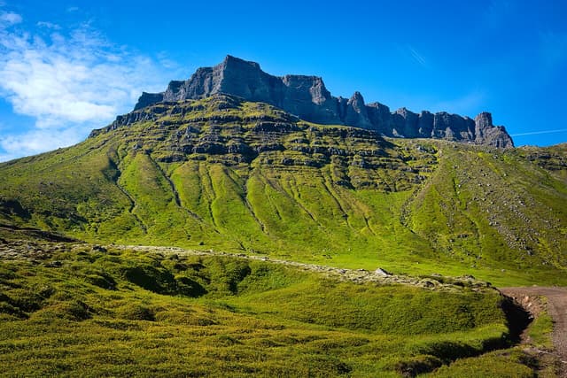 Skælingur, Iceland