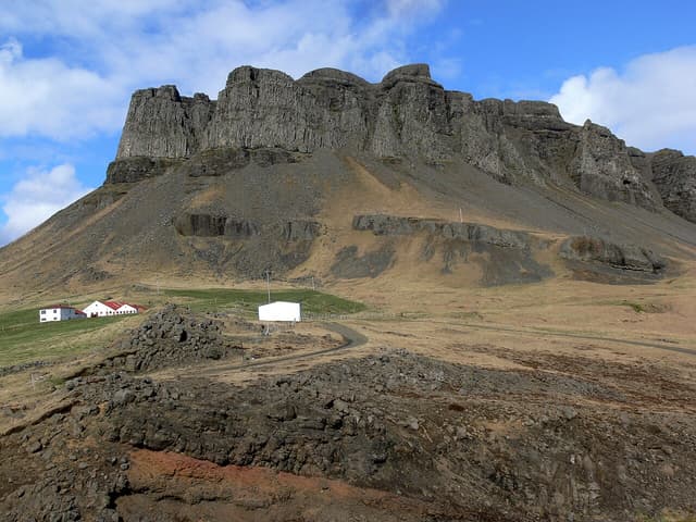 Þyrill, Iceland