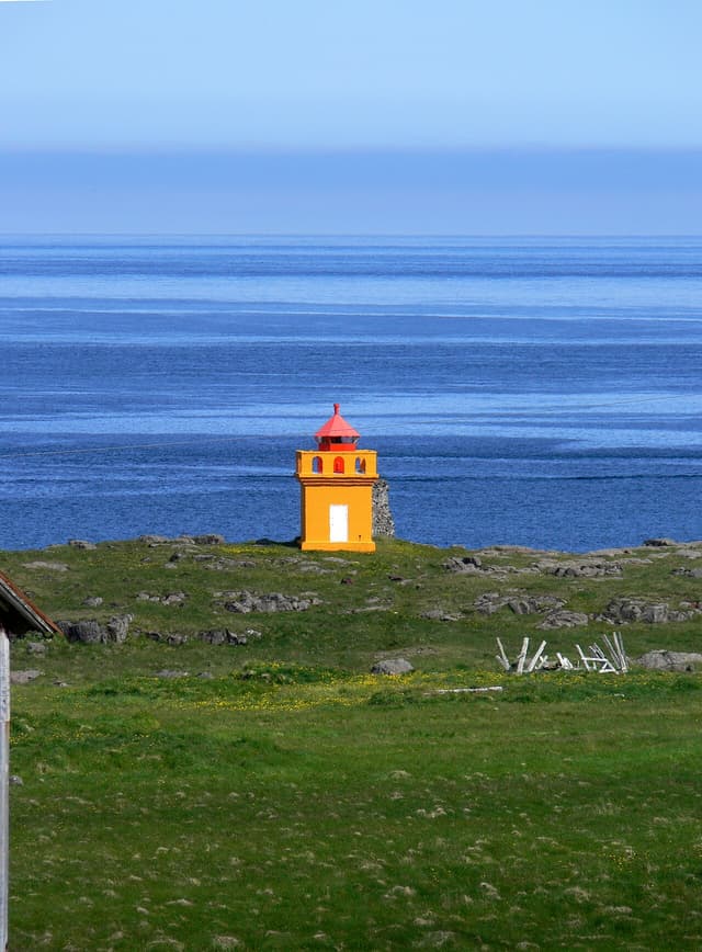 Hafnarnesviti, Iceland